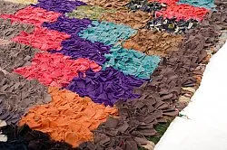 Marokkói Boucherouite szőnyeg 270 x 145 cm