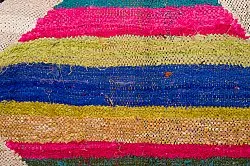 Marokkói Boucherouite szőnyeg 135 x 245 cm