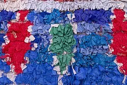 Marokkói Boucherouite szőnyeg 215 x 140 cm