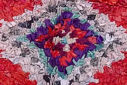 Marokkói Boucherouite szőnyeg 220 x 125 cm