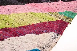 Marokkói Boucherouite szőnyeg 150 x 235 cm