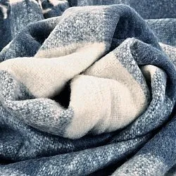 Gyapjúkeverék pléd - Phoebe (kék)