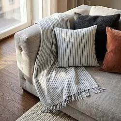 Párnahuzat - Rumi stripe cotton cushion cover (világoskék/sötétkék/krémszínű)