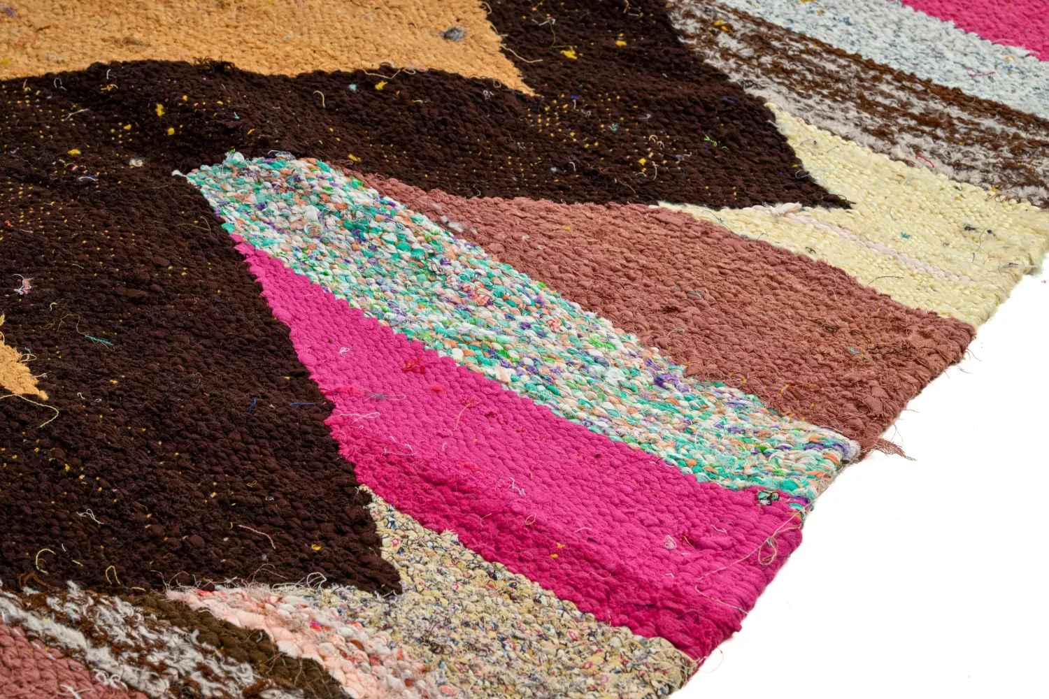 Marokkói Boucherouite szőnyeg 155 x 260 cm