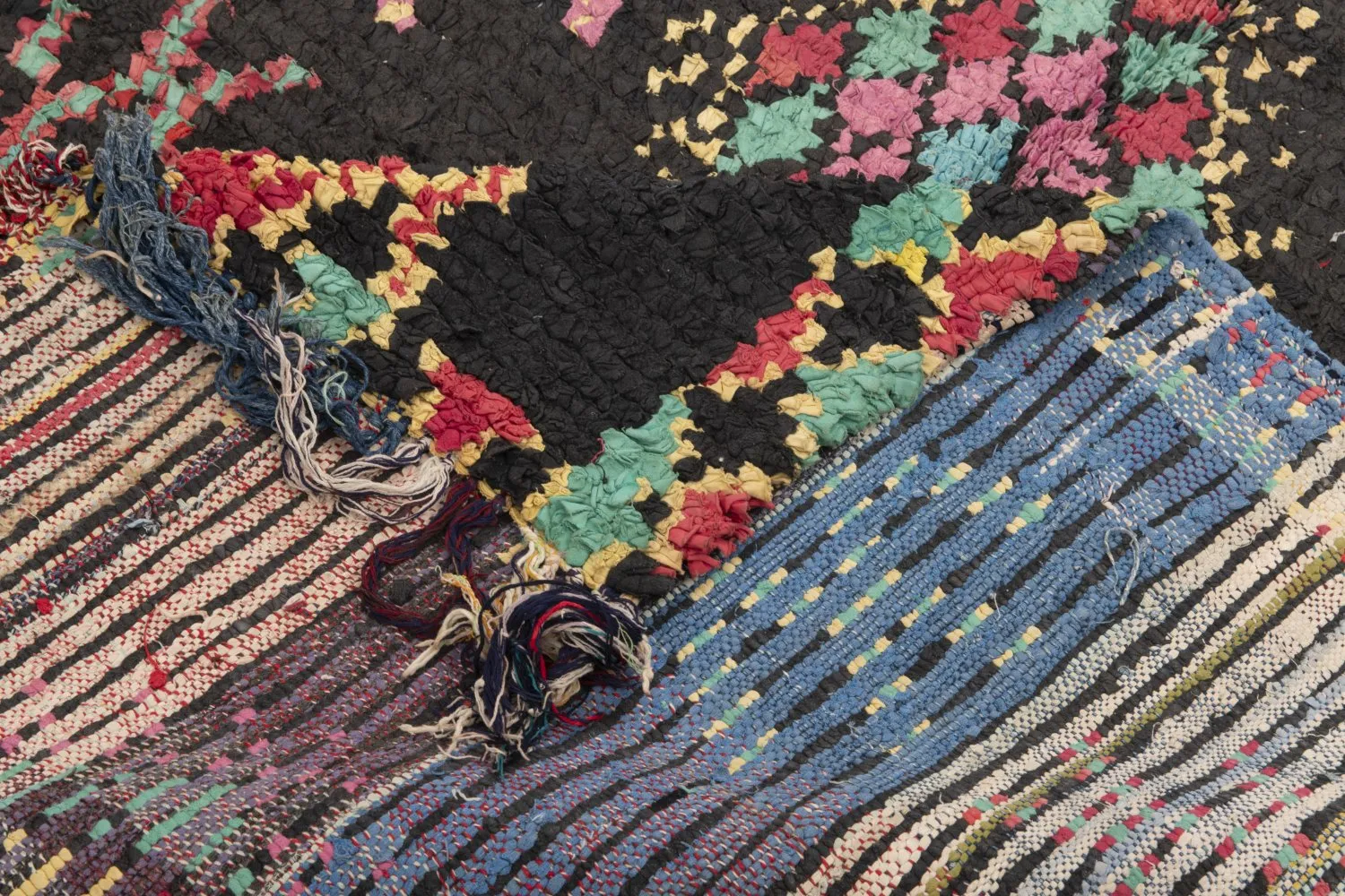 Marokkói Boucherouite szőnyeg 320 x 150 cm