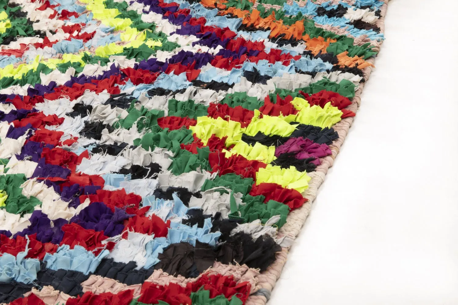 Marokkói Boucherouite szőnyeg 315 x 170 cm