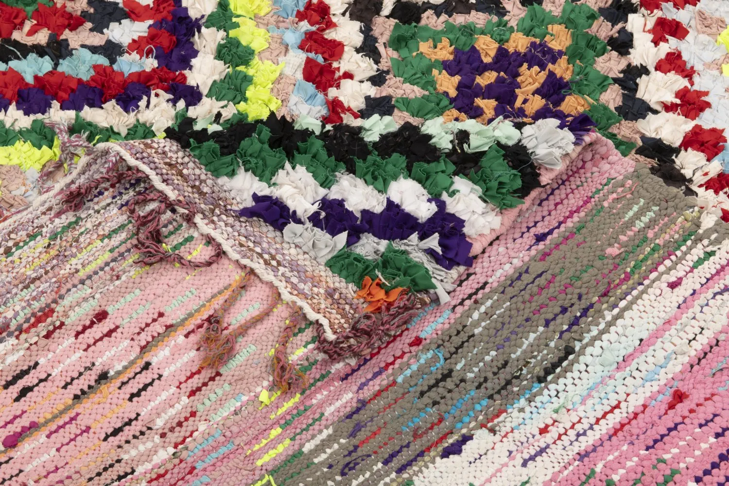 Marokkói Boucherouite szőnyeg 315 x 170 cm