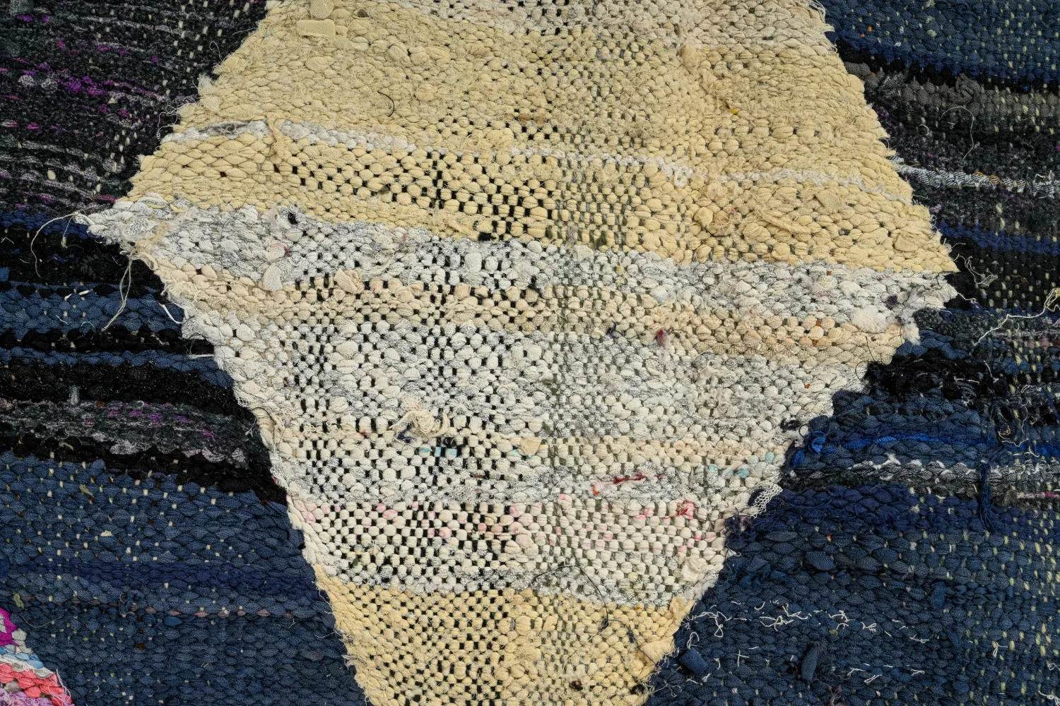 Marokkói Boucherouite szőnyeg 155 x 285 cm