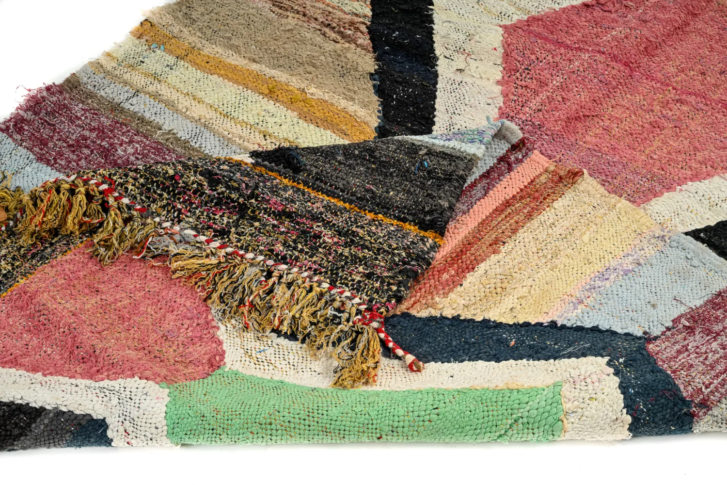 Marokkói Boucherouite szőnyeg 135 x 215 cm