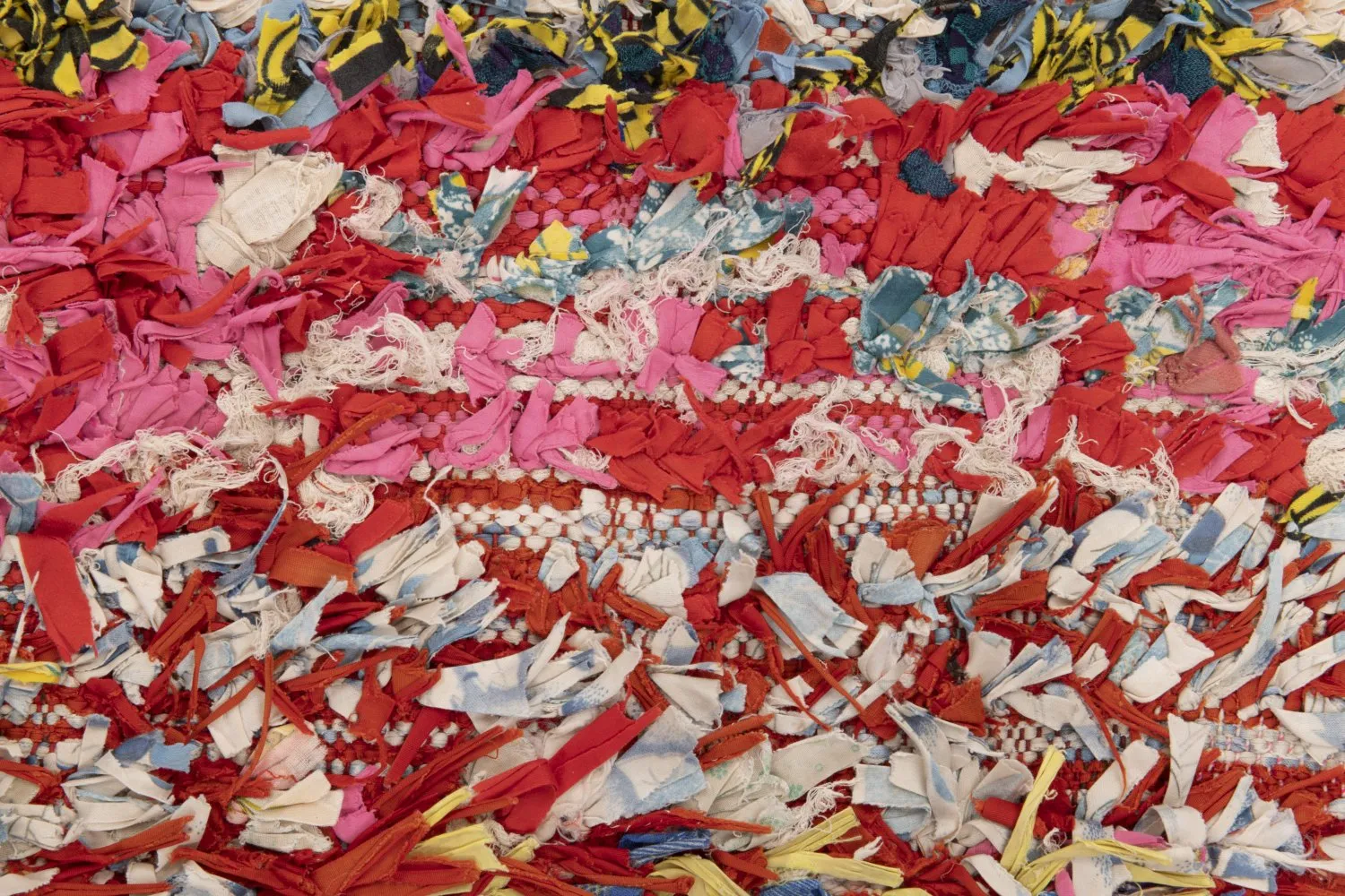 Marokkói Boucherouite szőnyeg 205 x 140 cm