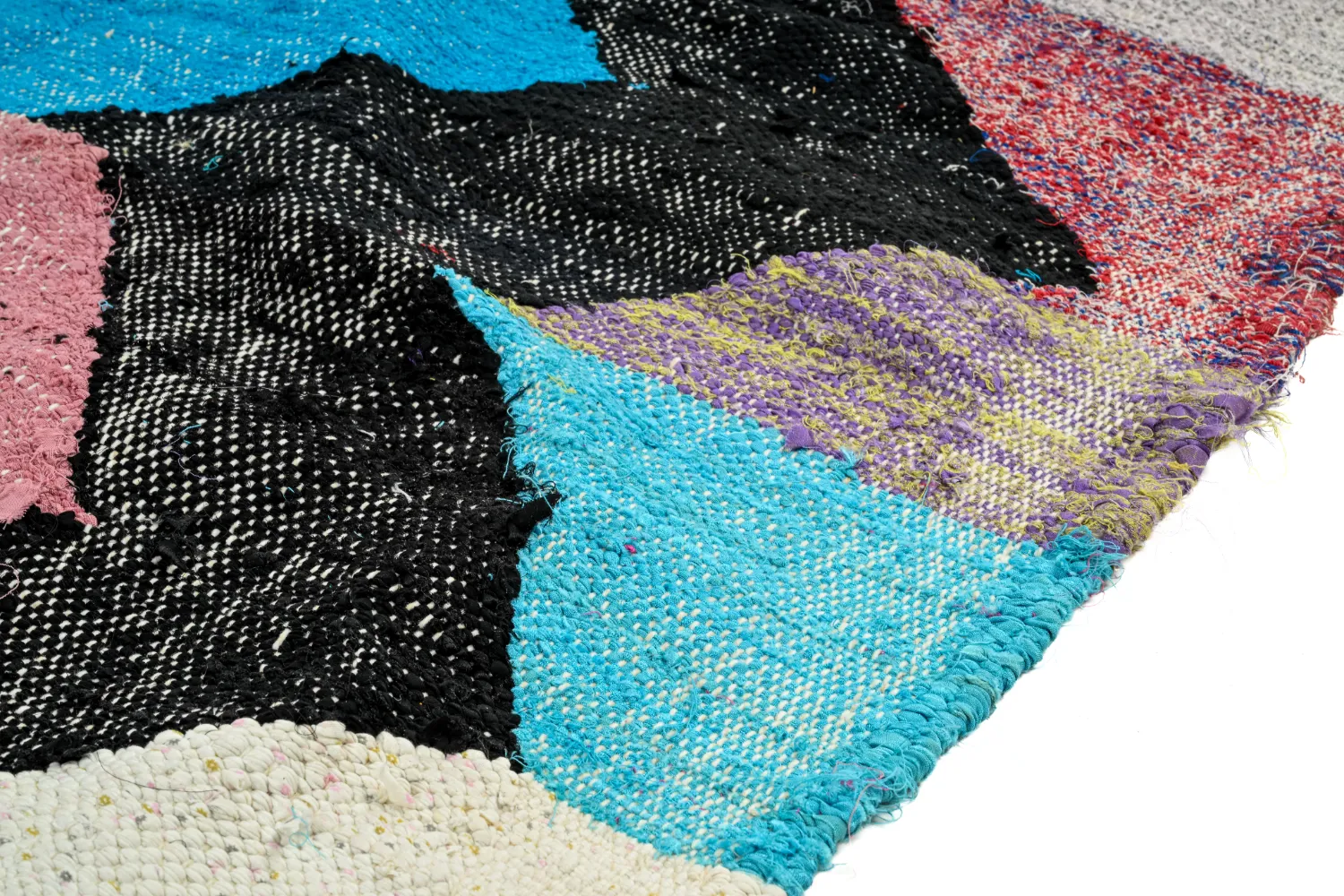 Marokkói Boucherouite szőnyeg 120 x 230 cm