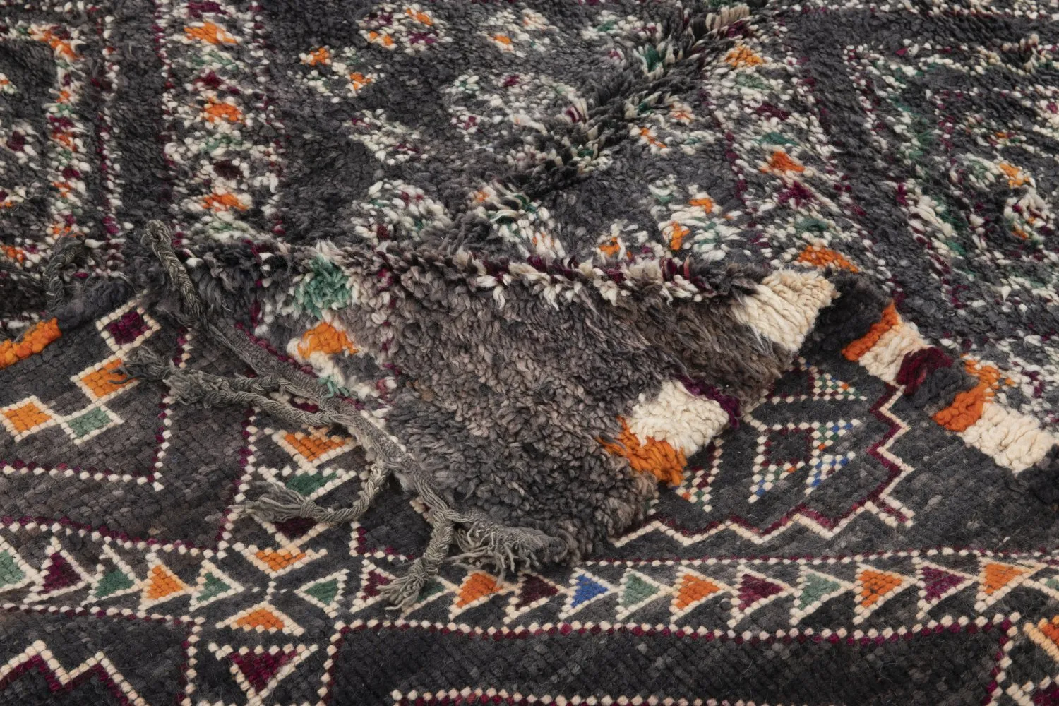 Marokkói Azilal Kelim Special Edition szőnyeg 430 x 190 cm