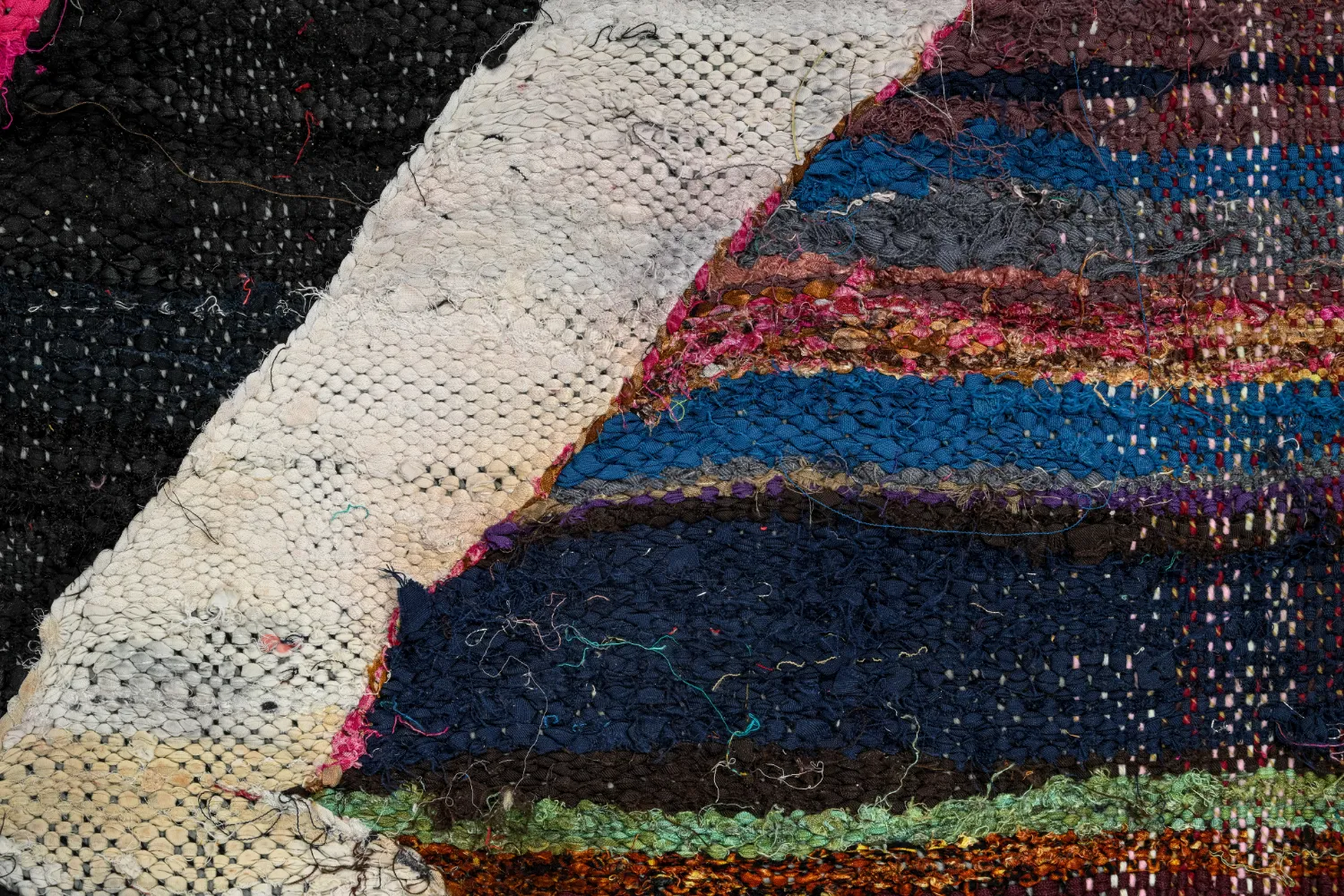 Marokkói Boucherouite szőnyeg 165 x 290 cm