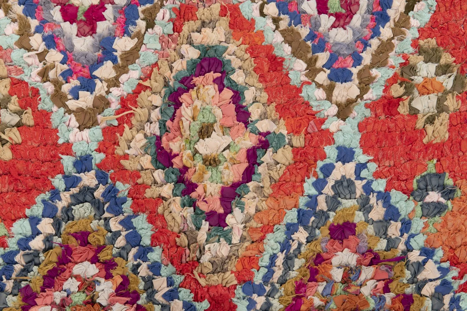 Marokkói Boucherouite szőnyeg 285 x 100 cm