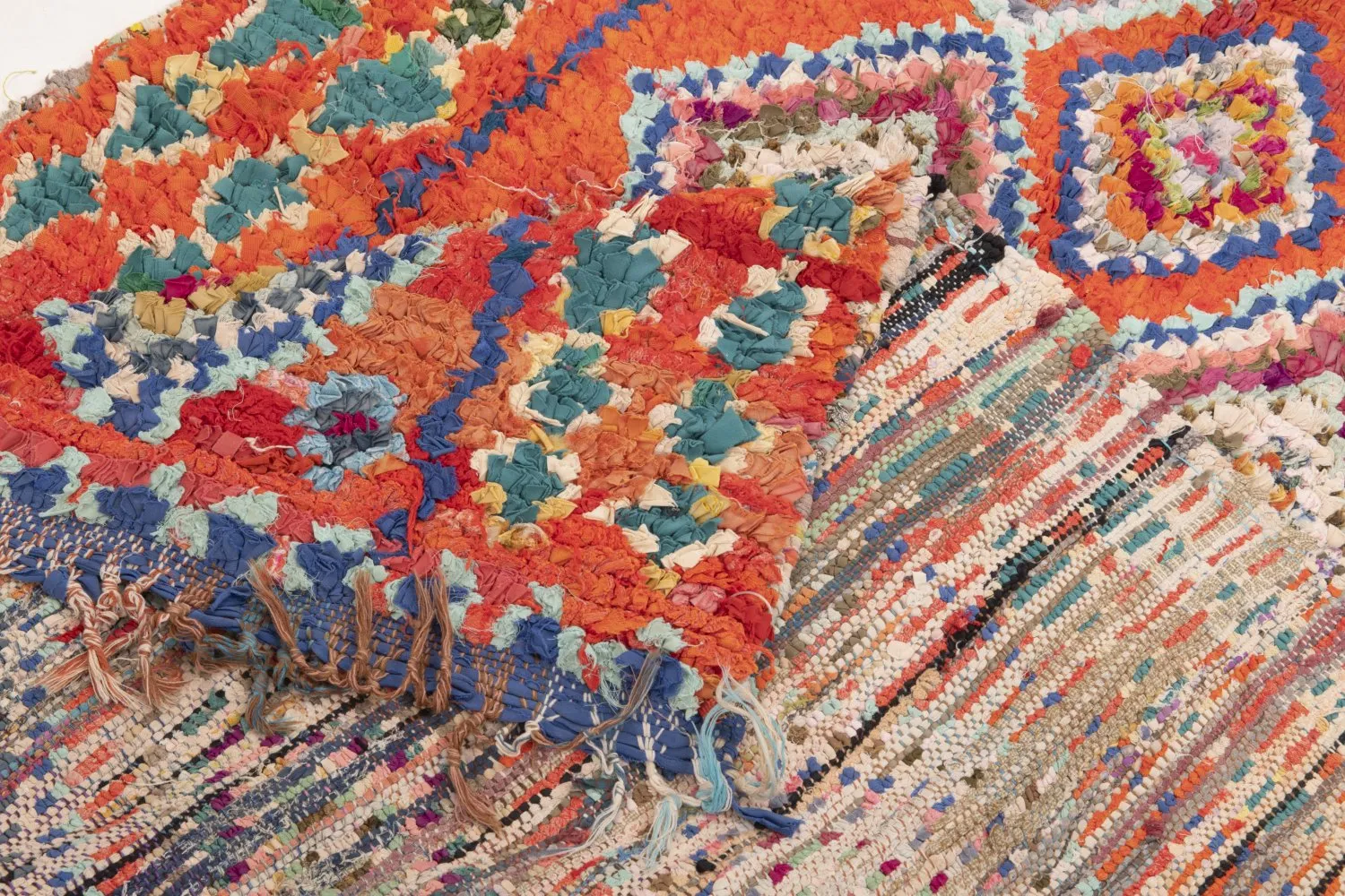 Marokkói Boucherouite szőnyeg 285 x 100 cm