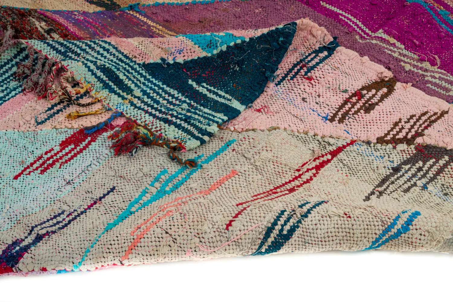 Marokkói Boucherouite szőnyeg 135 x 245 cm