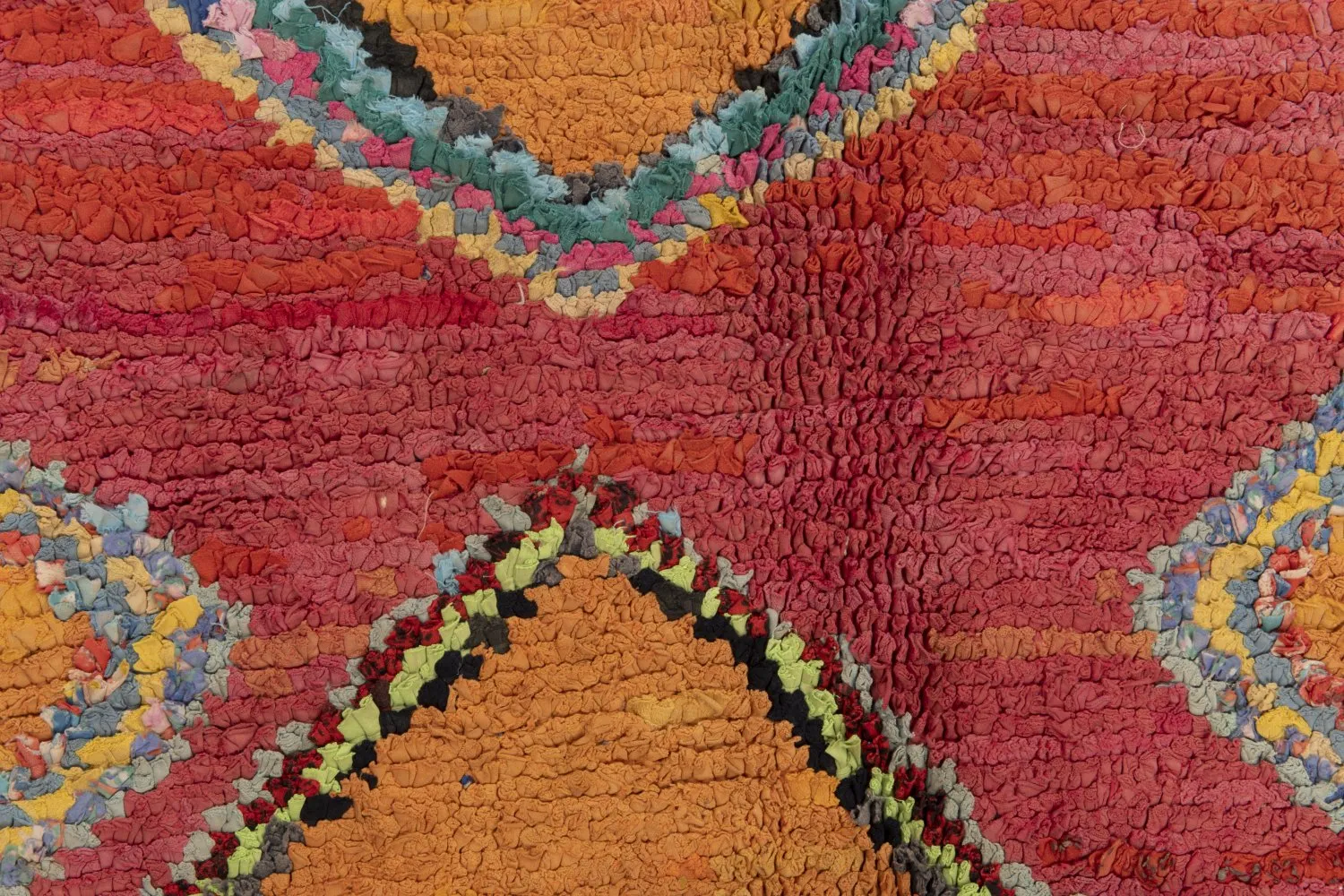 Marokkói Boucherouite szőnyeg 200 x 120 cm