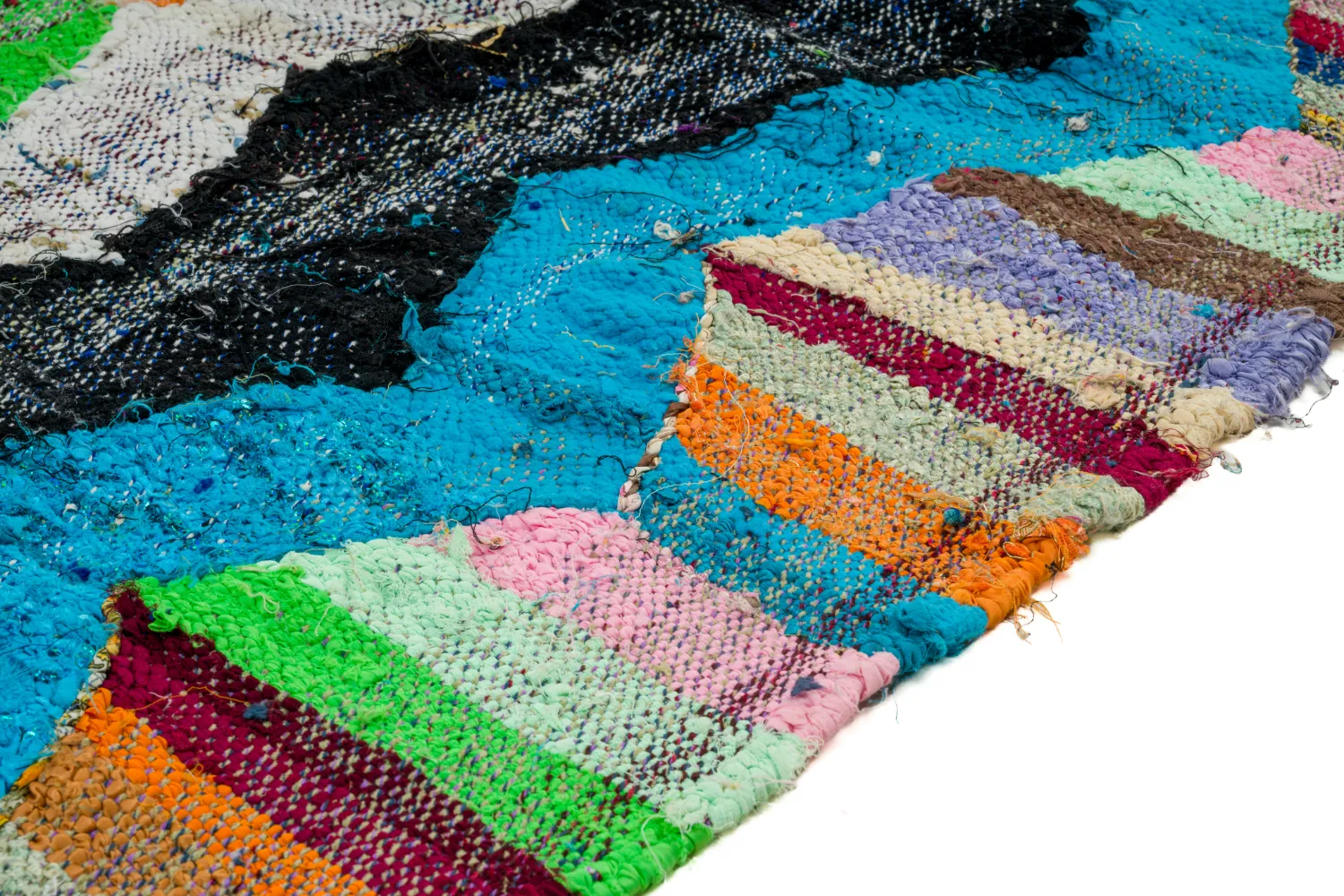 Marokkói Boucherouite szőnyeg 135 x 145 cm