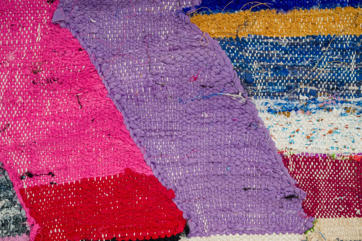 Marokkói Boucherouite szőnyeg 130 x 225 cm