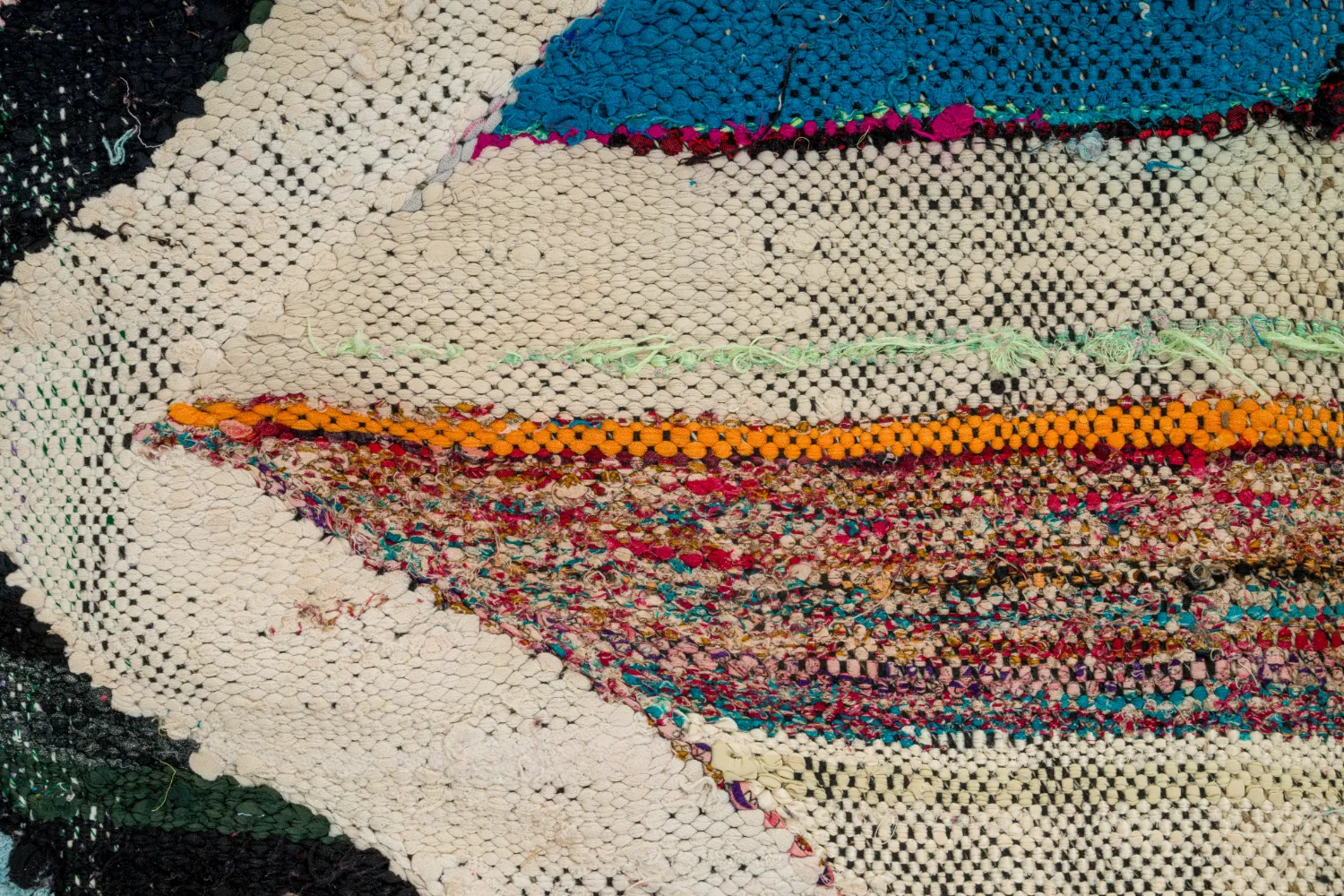 Marokkói Boucherouite szőnyeg 120 x 275 cm