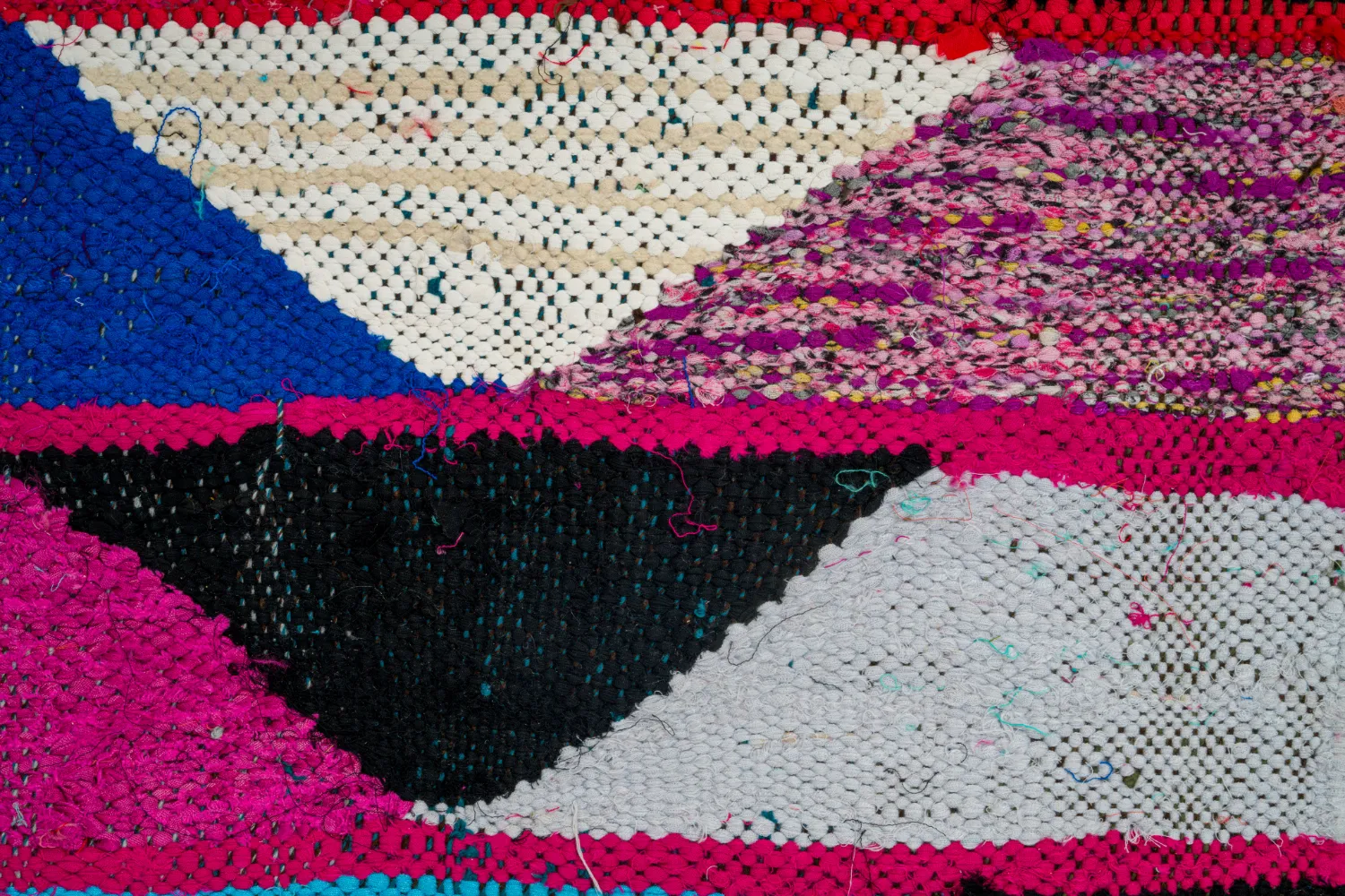 Marokkói Boucherouite szőnyeg 125 x 260 cm