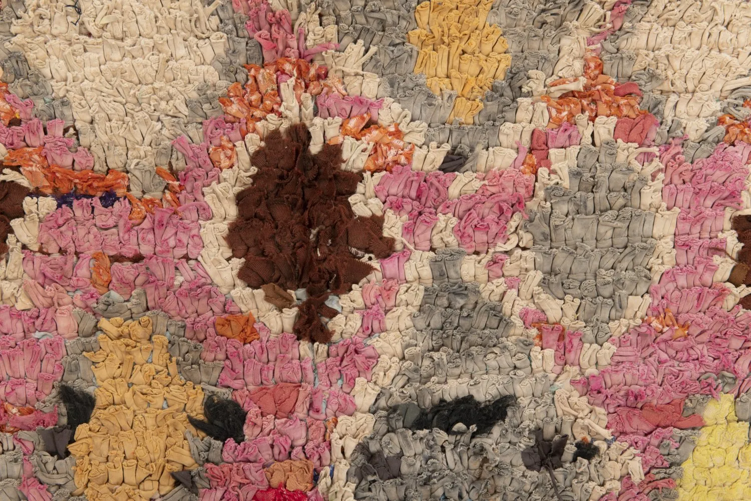 Marokkói Boucherouite szőnyeg 255 x 100 cm