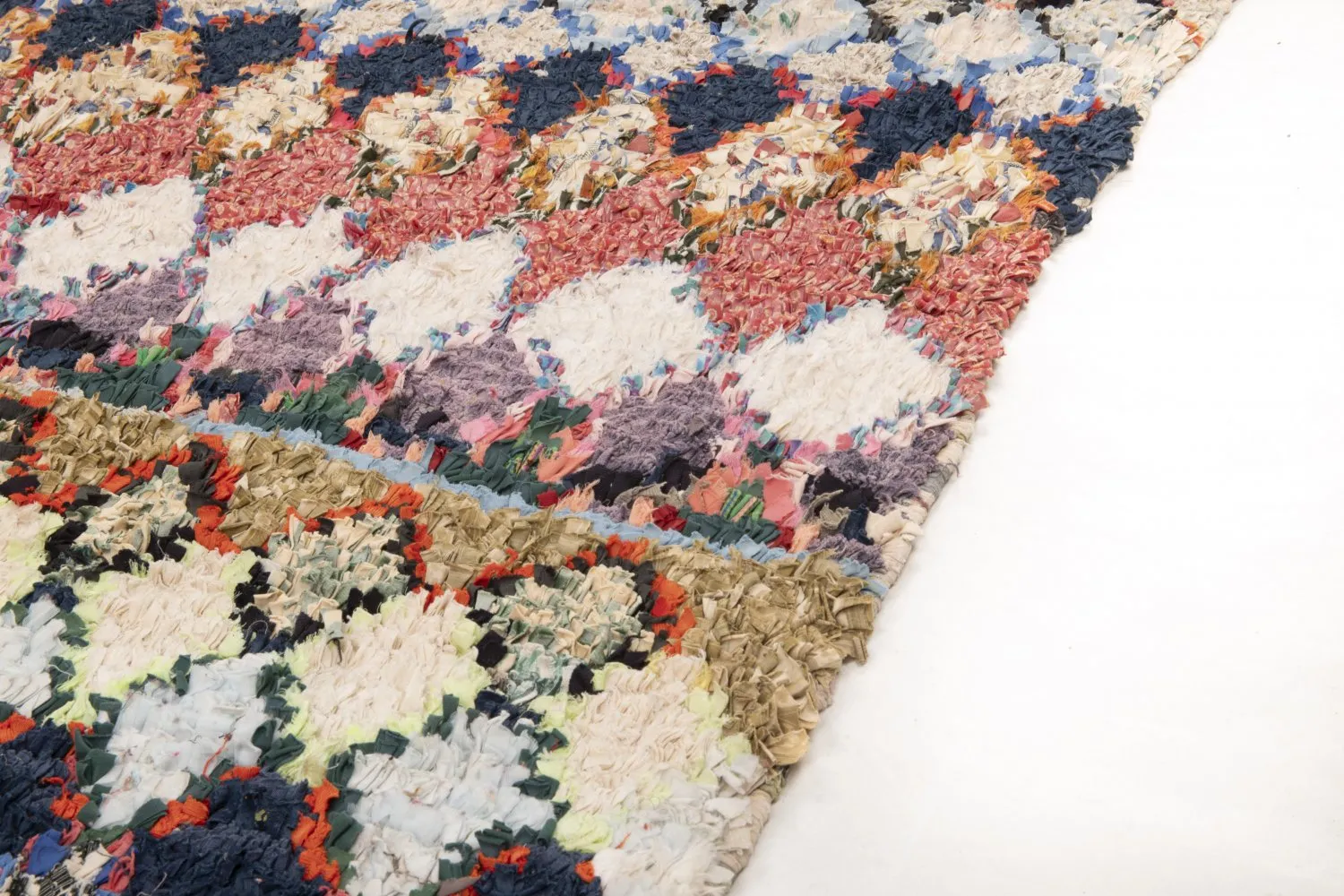 Marokkói Boucherouite szőnyeg 210 x 140 cm