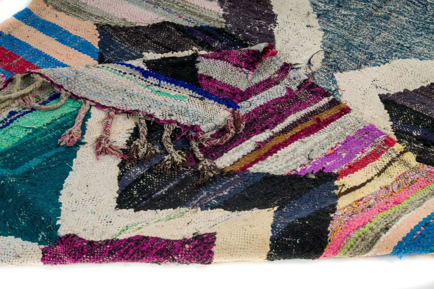 Marokkói Boucherouite szőnyeg 140 x 220 cm