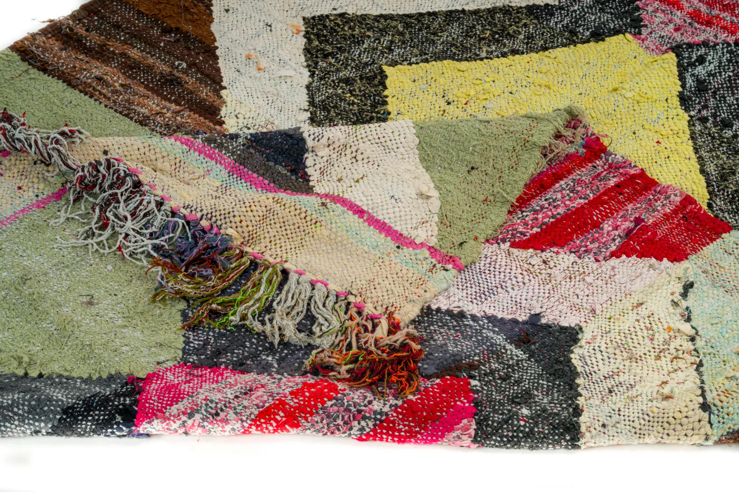 Marokkói Boucherouite szőnyeg 135 x 230 cm