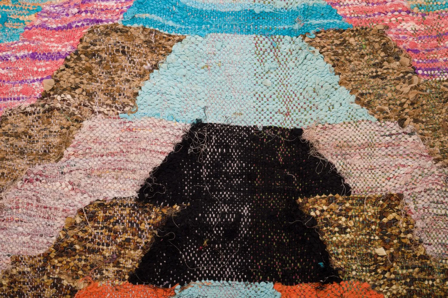 Marokkói Boucherouite szőnyeg 125 x 250 cm