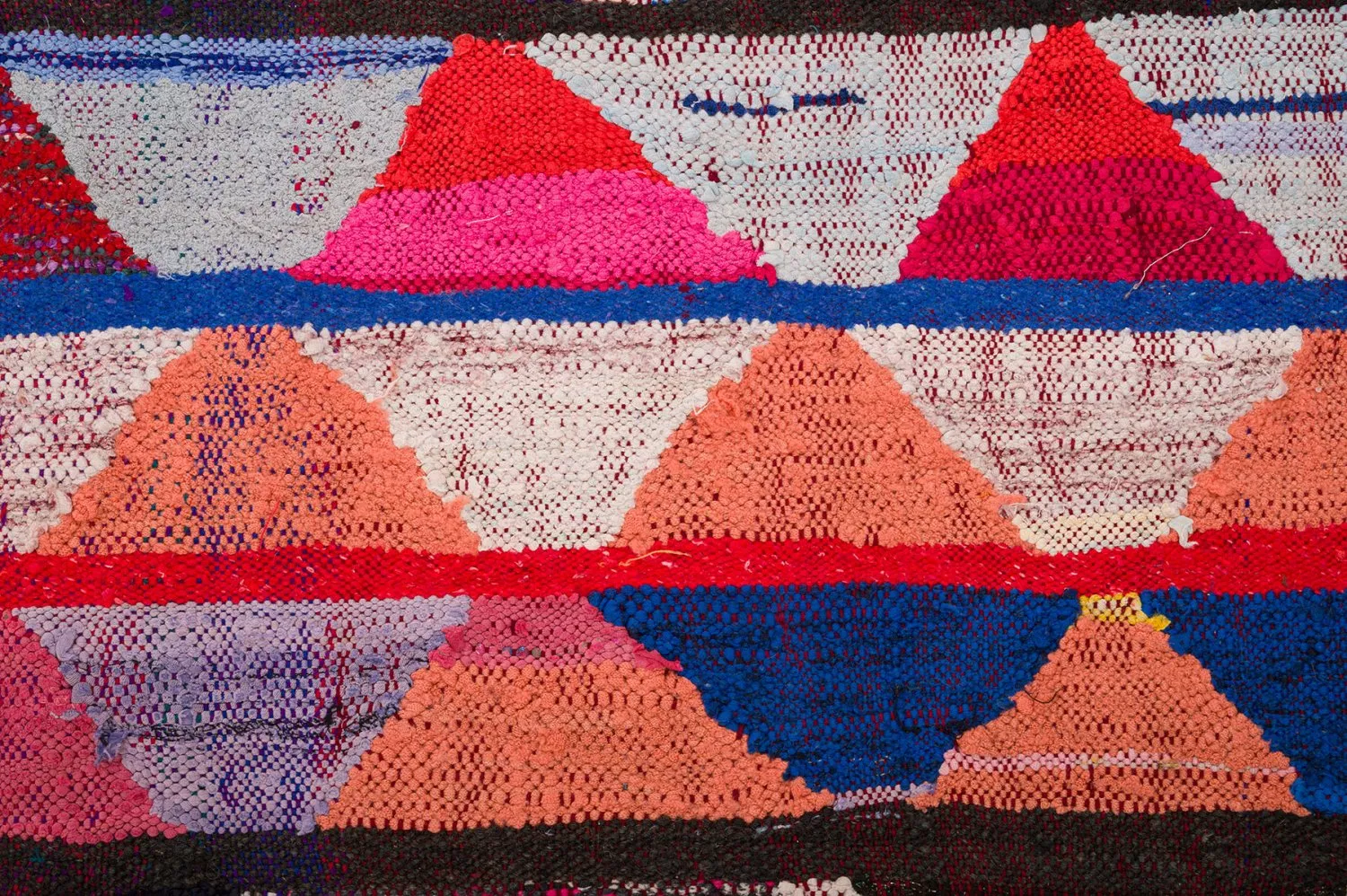Marokkói Boucherouite szőnyeg 145 x 240 cm