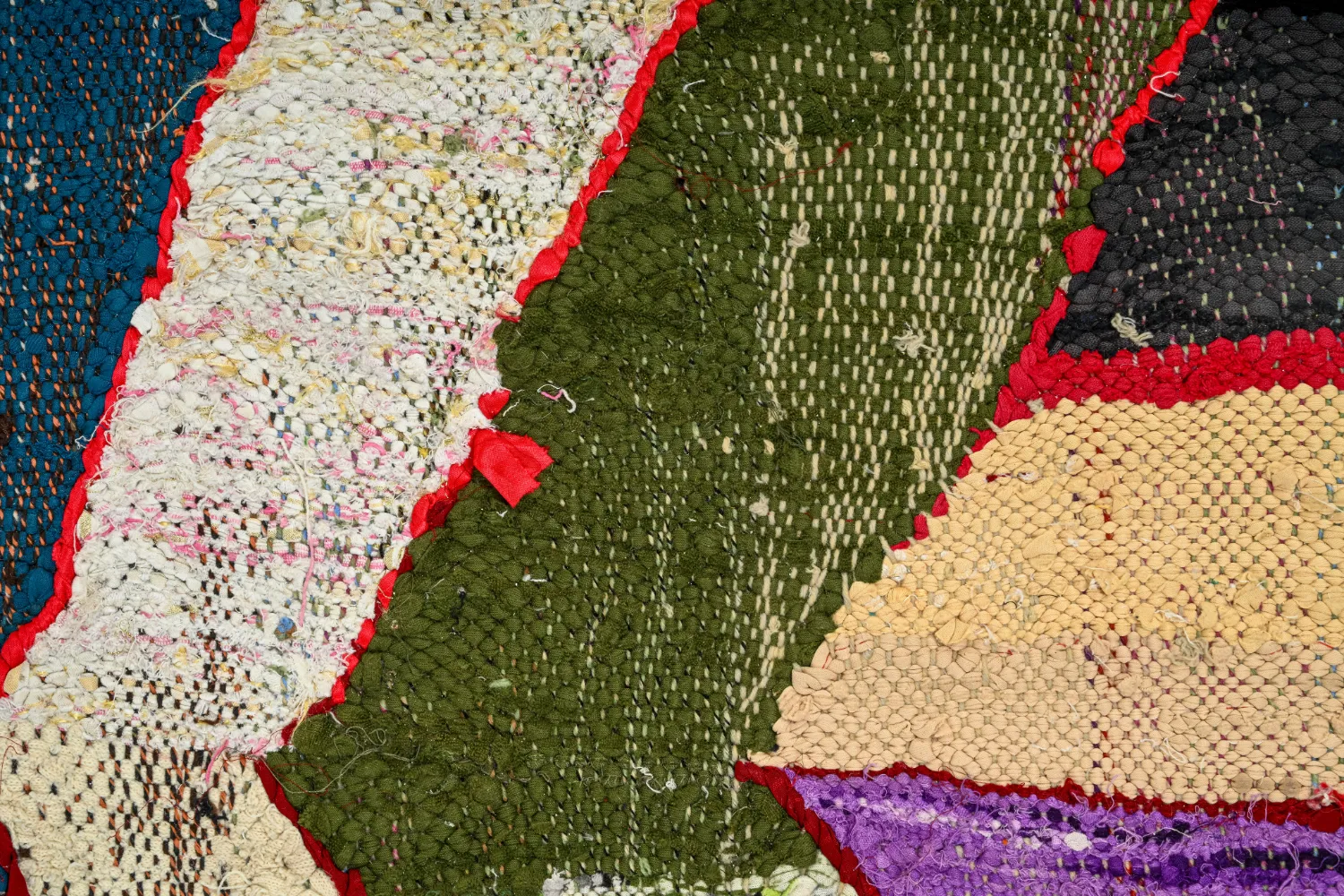 Marokkói Boucherouite szőnyeg 140 x 250 cm