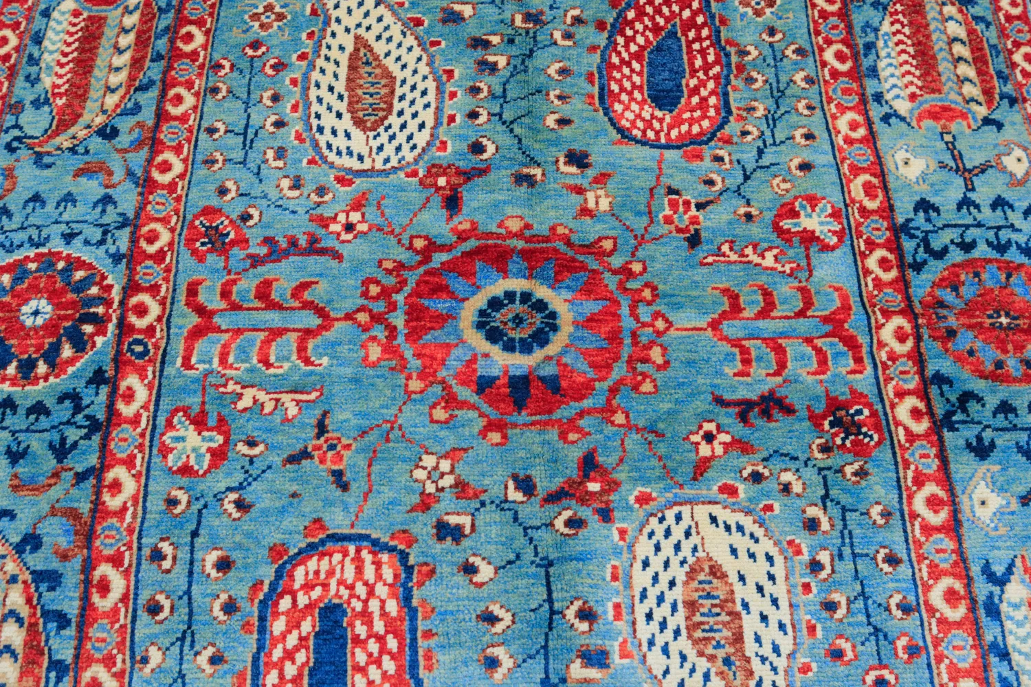 Keleti Szőnyeg - Suzani Hand Knotted - 170 x 240 cm