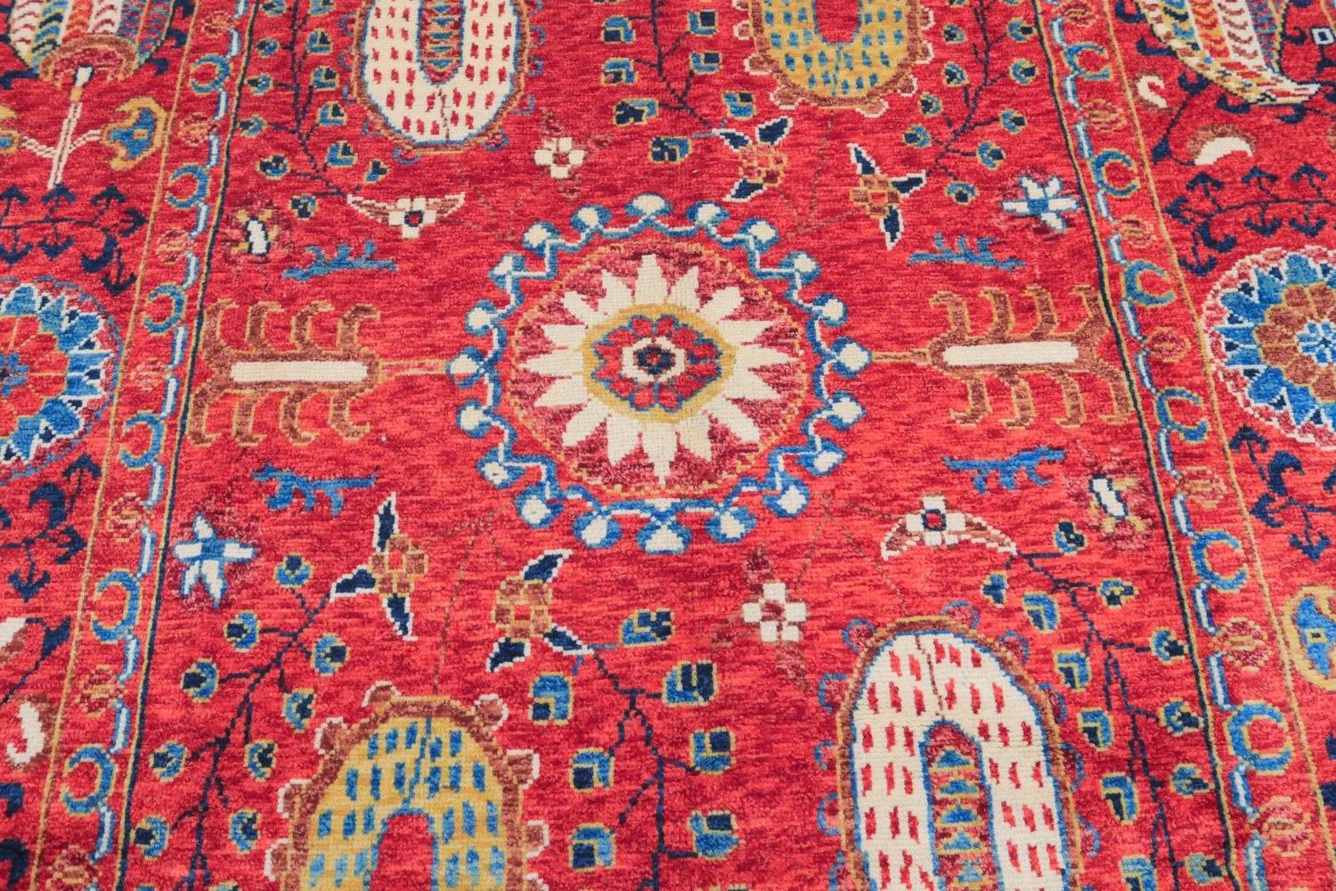 Keleti Szőnyeg - Suzani Hand Knotted - 200 x 300 cm