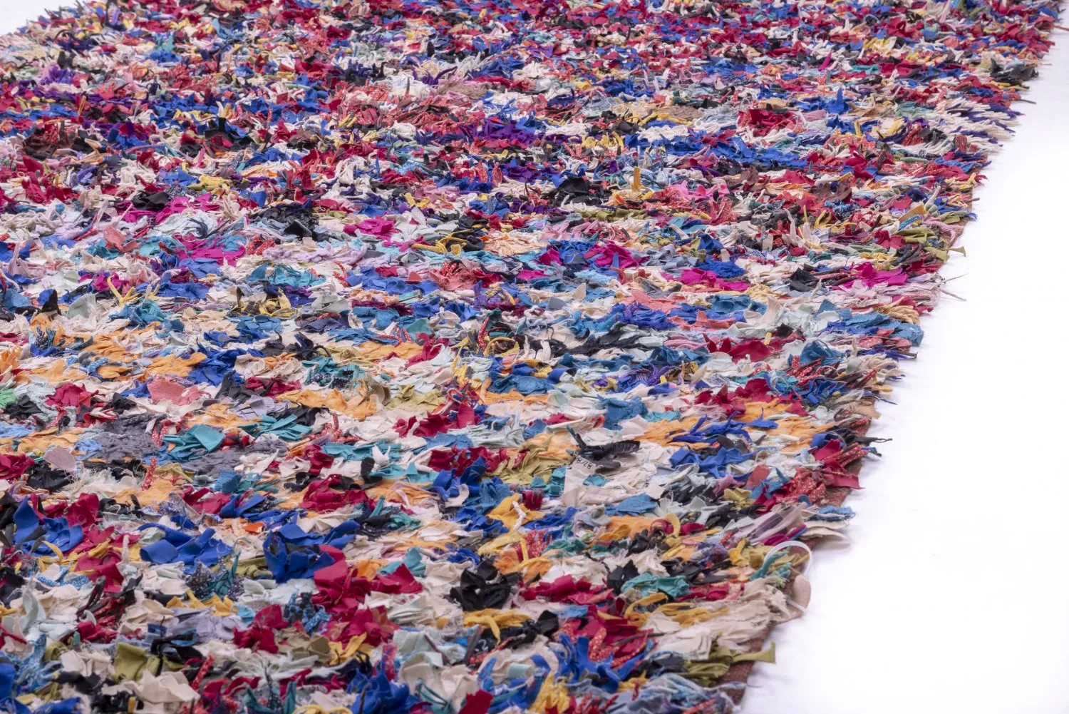 Marokkói Boucherouite szőnyeg 370 x 145 cm