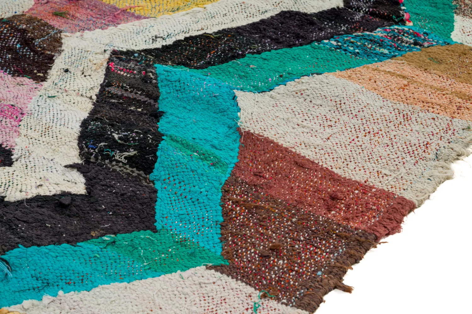 Marokkói Boucherouite szőnyeg 135 x 245 cm