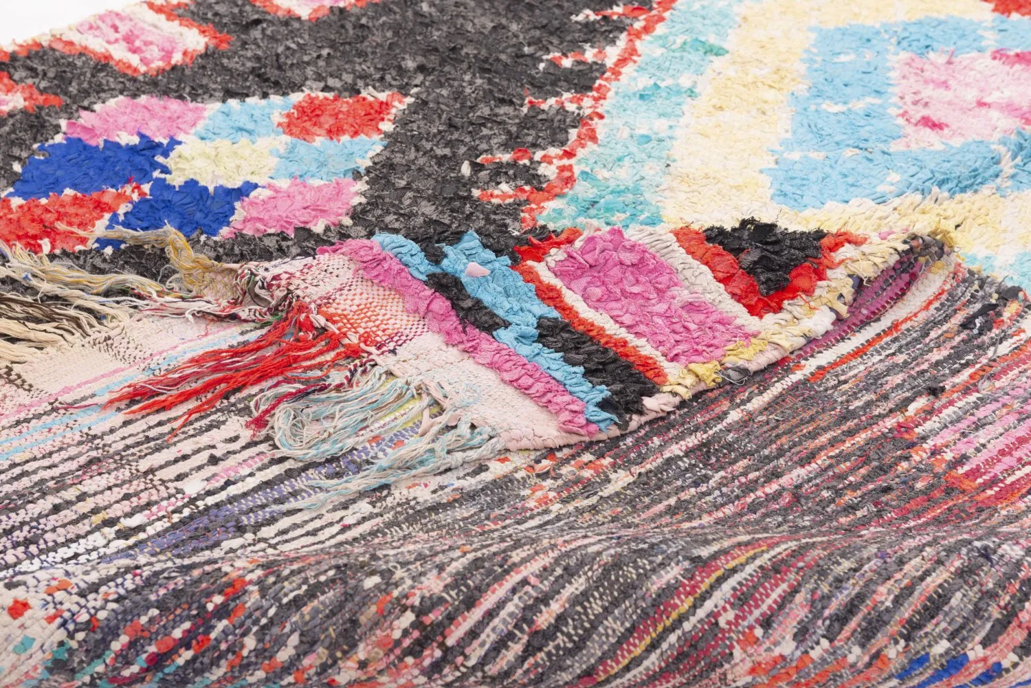 Marokkói Boucherouite szőnyeg 330 x 150 cm