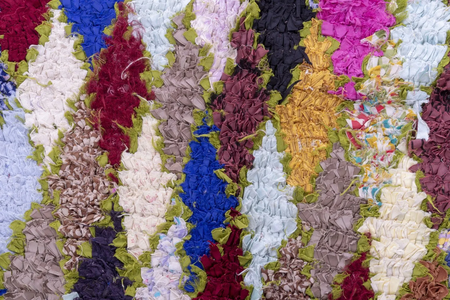 Marokkói Boucherouite szőnyeg 280 x 105 cm