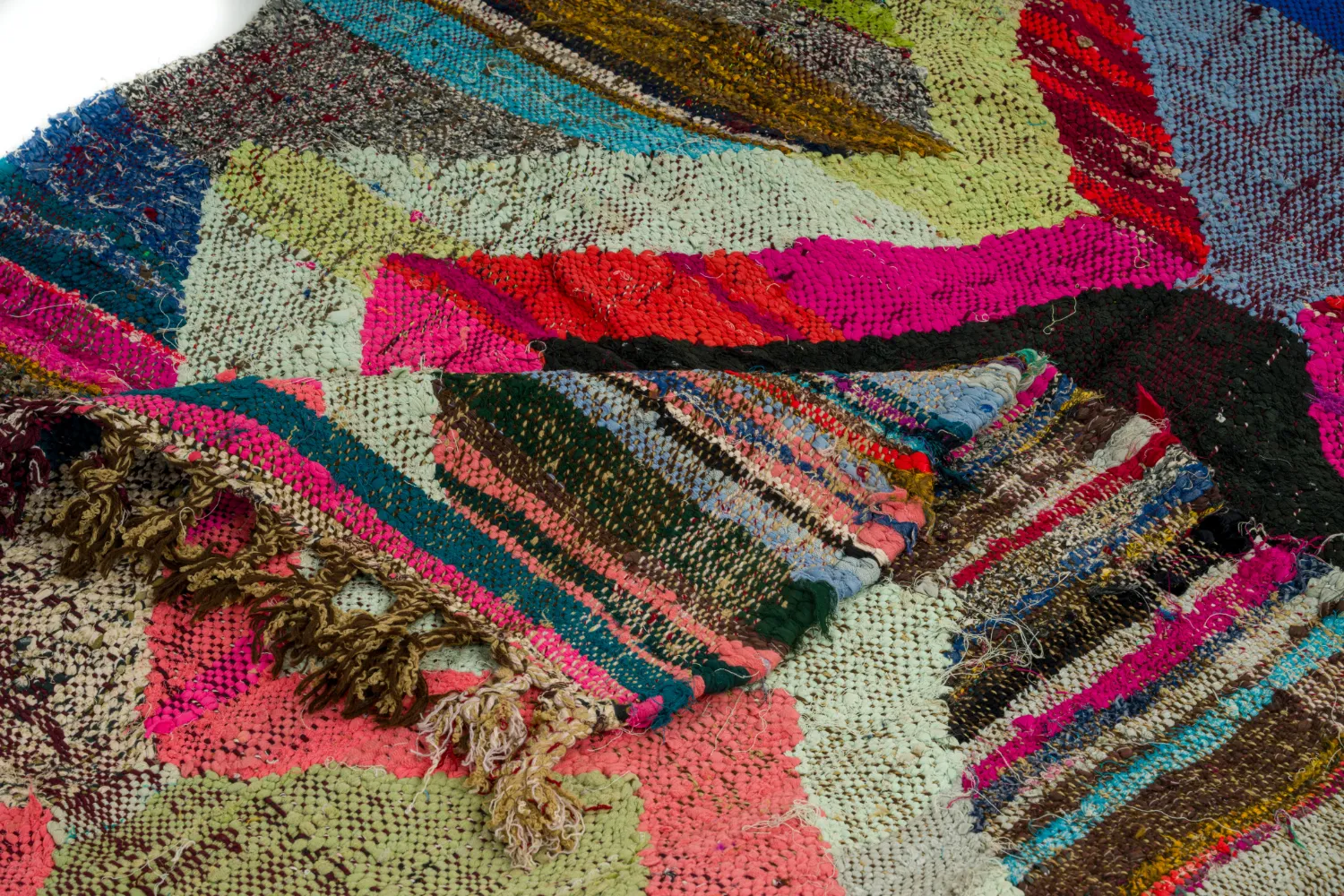 Marokkói Boucherouite szőnyeg 125 x 225 cm