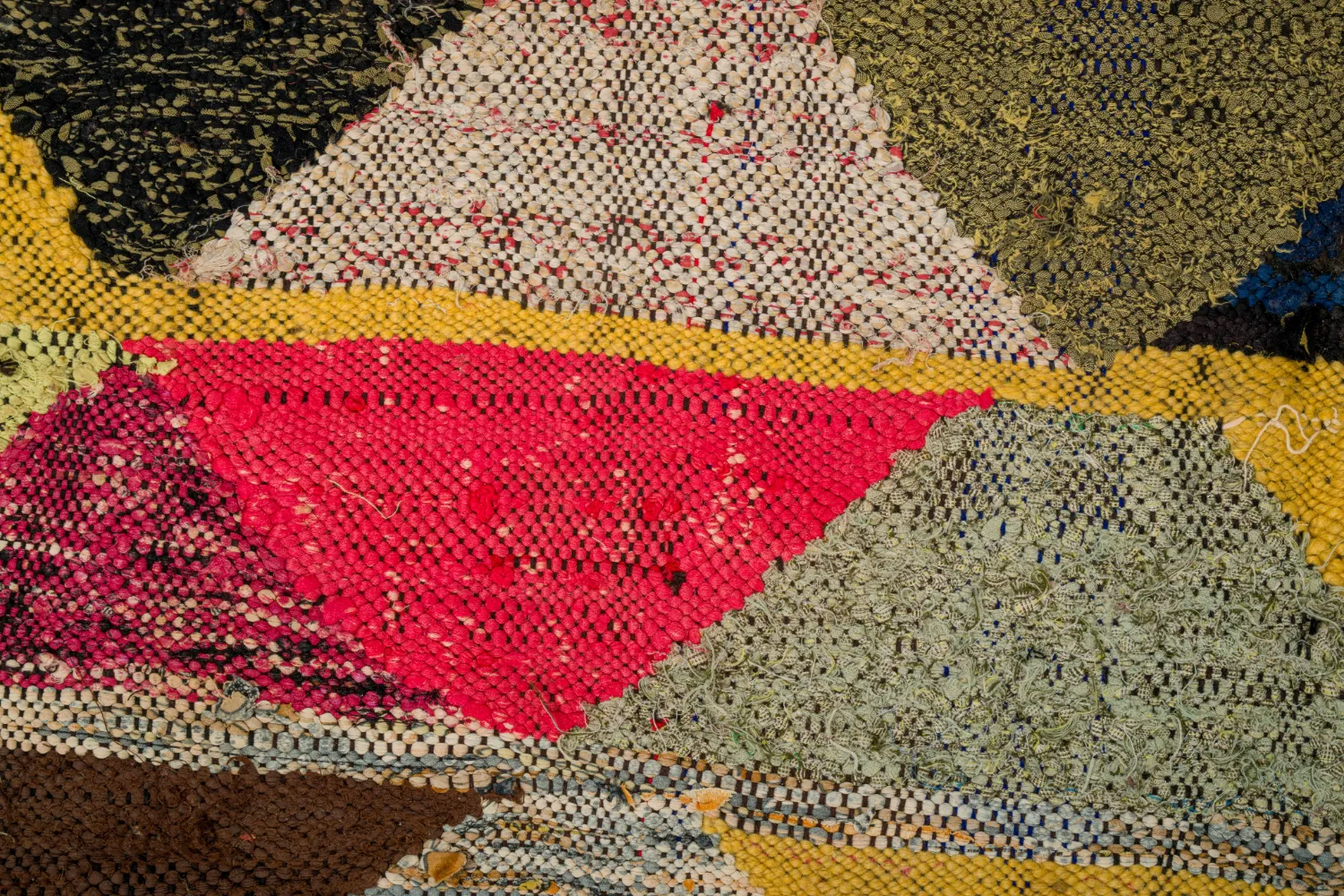 Marokkói Boucherouite szőnyeg 140 x 230 cm