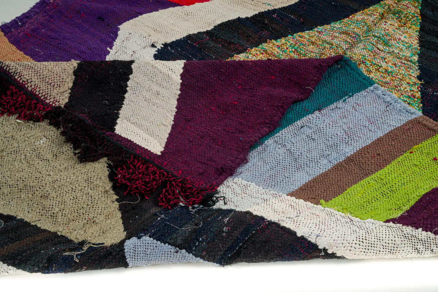 Marokkói Boucherouite szőnyeg 135 x 255 cm