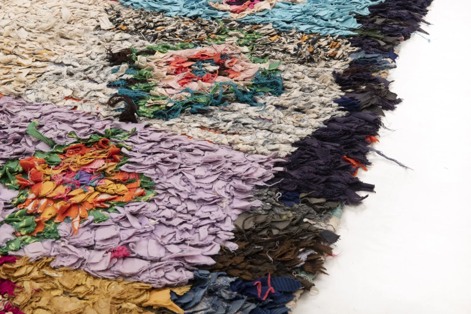 Marokkói Boucherouite szőnyeg 260 x 135 cm