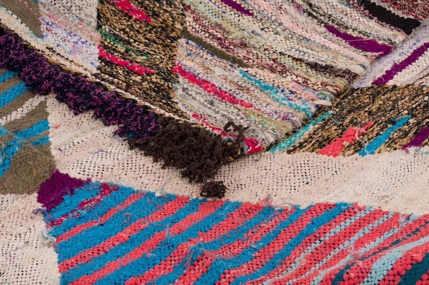 Marokkói Boucherouite szőnyeg 145 x 310 cm