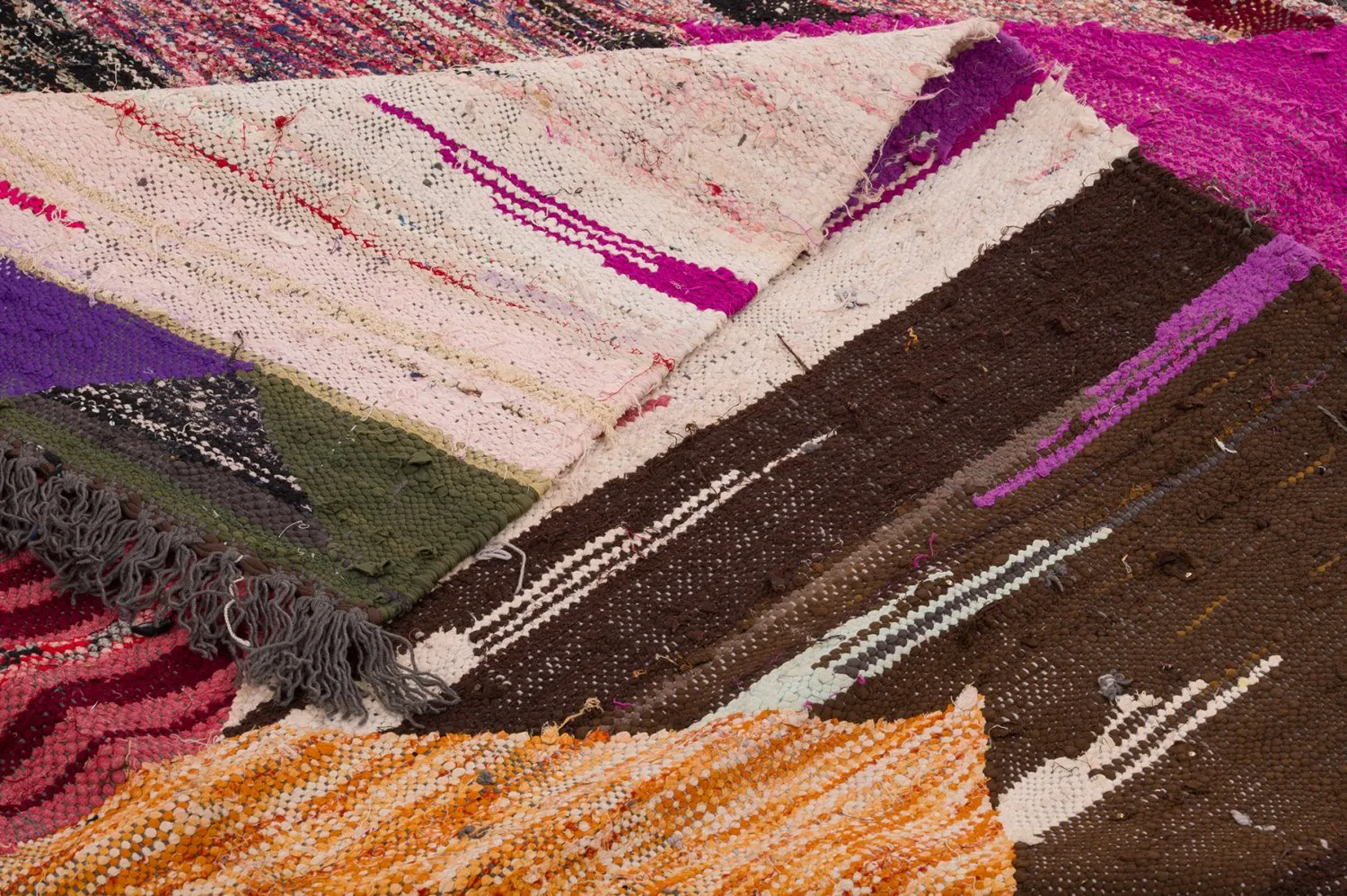 Marokkói Boucherouite szőnyeg 130 x 275 cm