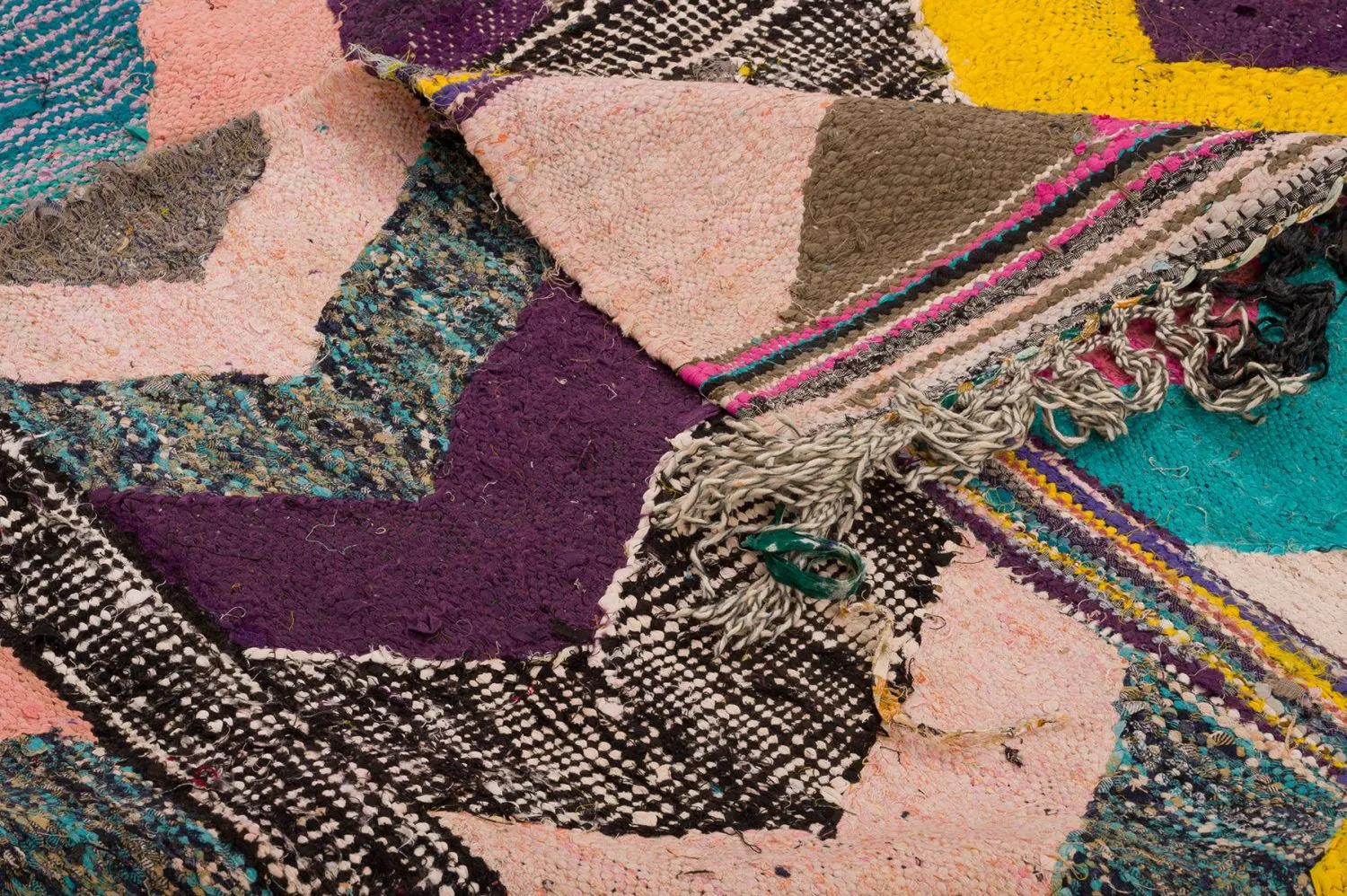 Marokkói Boucherouite szőnyeg 160 x 325 cm