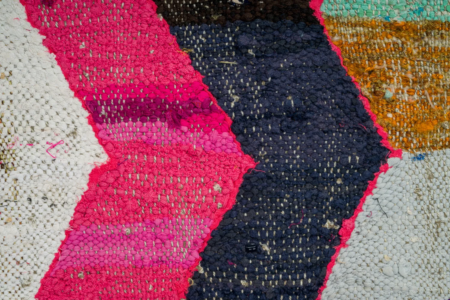 Marokkói Boucherouite szőnyeg 150 x 255 cm