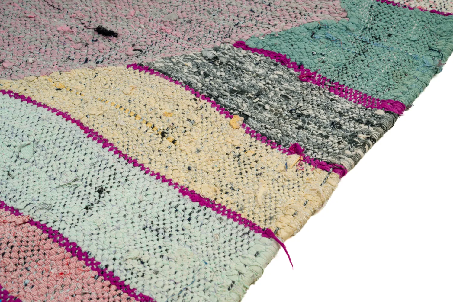 Marokkói Boucherouite szőnyeg 130 x 230 cm