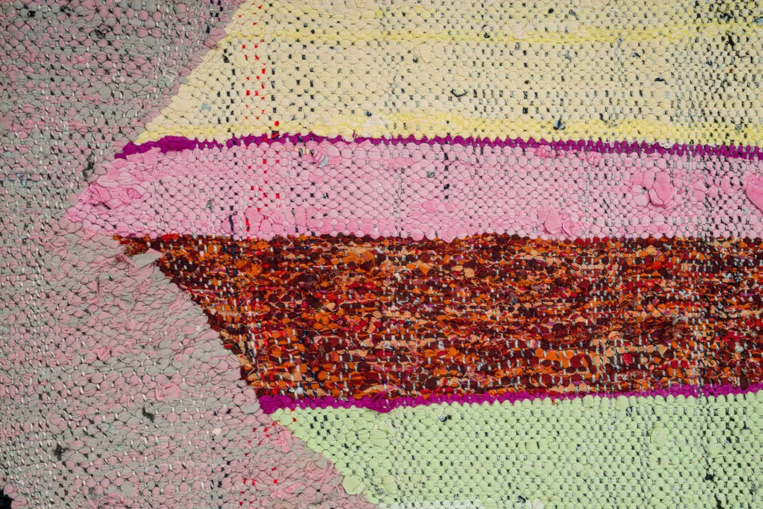 Marokkói Boucherouite szőnyeg 130 x 230 cm