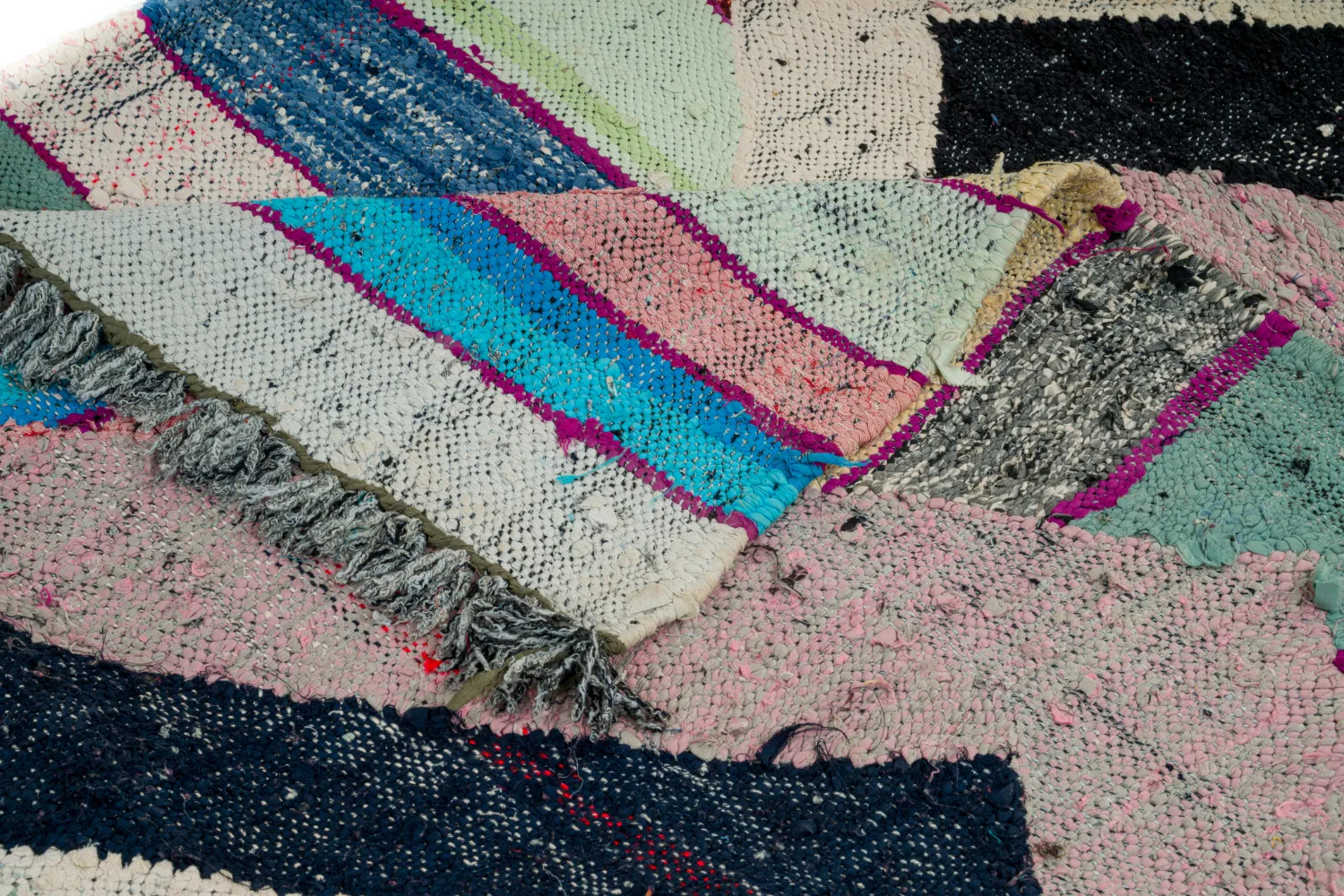 Marokkói Boucherouite szőnyeg 130 x 230 cm