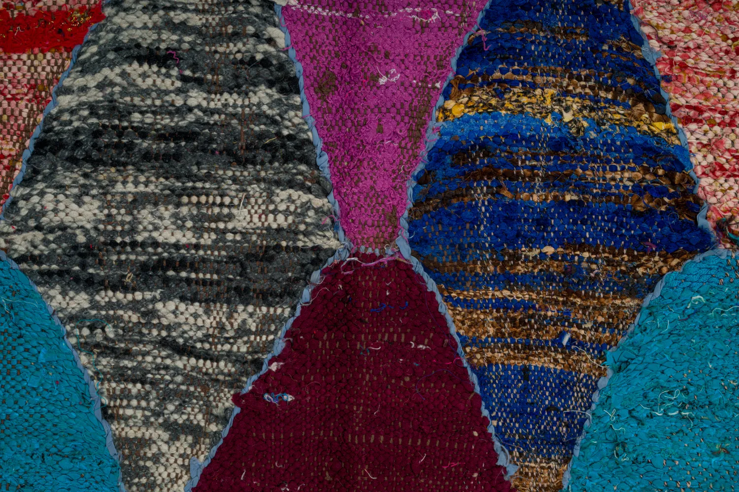 Marokkói Boucherouite szőnyeg 125 x 225 cm